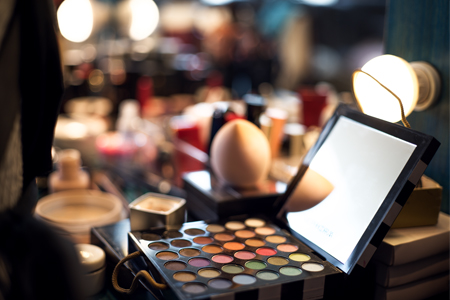 3-4月中国化妆品行业运行数据：零售额均为双位数增长