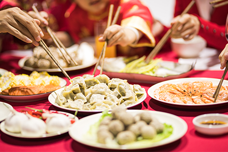 预制菜能帮年轻人整一桌体面的年夜饭吗？