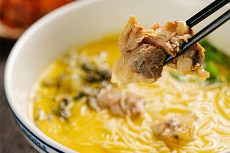 和府捞面要境外上市？从麻辣烫到拉面，是个公司都能上市了？