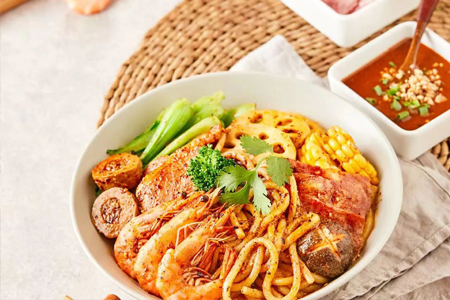 要上市的"麻辣烫一哥"杨国福，难过食安关