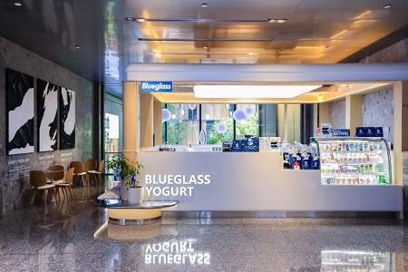 现制酸奶品牌Blueglass华南首店落地深圳