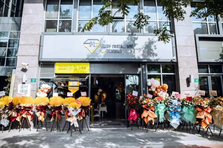 上海餐饮闯过“至暗时刻”