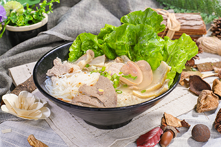杀猪粉、猪杂粥悄悄翻红，但能“飞”多久？