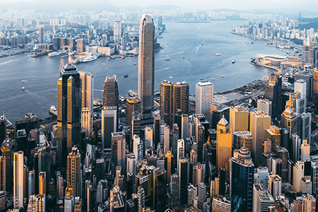 思捷环球租赁中国香港北角华汇中心31楼物业：为期2年，可销售面积8806平方尺