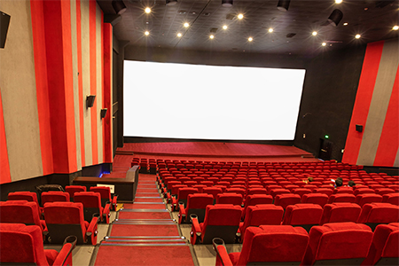 上海影院复工首日预售票房破60万元 总场次数超过2000场