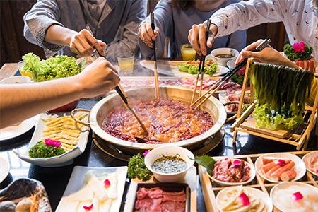 亏！亏！亏！疫情冲击下的火锅赛道还能再沸腾吗？