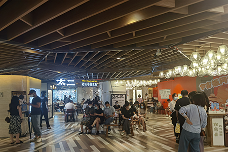 上海环贸iapm：餐饮品牌更迭频繁，客流恢复至去年同期9成以上