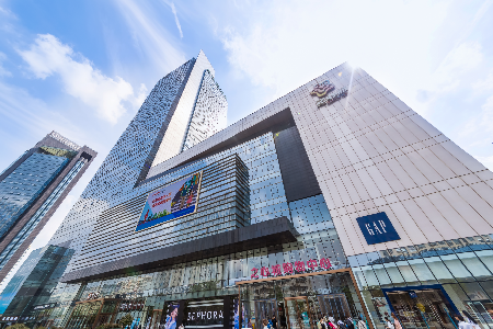 方圆荟滨湖店品牌数量最多，零售、餐饮类品牌占据主导