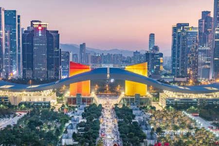 深圳商业正“热”：增量全国前三，存量mall调改大有看头丨城市商业报告