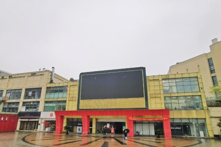杭州19年老牌购物中心没落，西城广场如何重生？