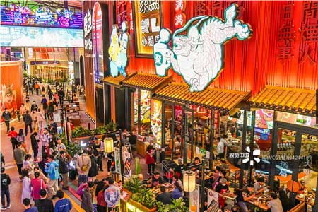 “五一”假期北京60个重点商圈客流量近3500万人次 同比增长76.5%