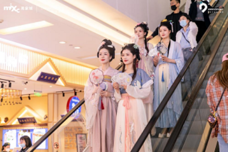 乘“五一旅游热”之风，郑州商业营销花式出圈！