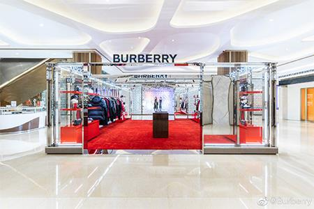 Burberry2023财年营收30亿英镑 第四季度中国销售增长13%