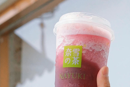 “卷王”新茶饮们：从风口，卷到了十字路口