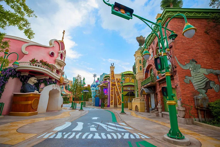 实地探访上海迪士尼全球首个“疯狂动物城”主题园区