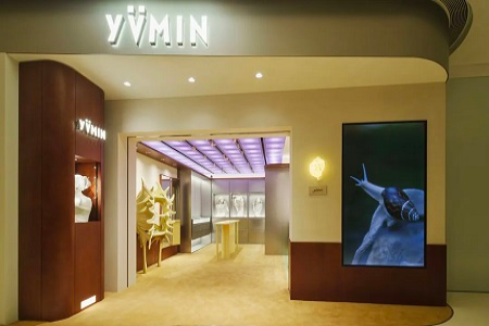 本土珠宝品牌尤目YVMIN首家线下门店亮相成都IFS