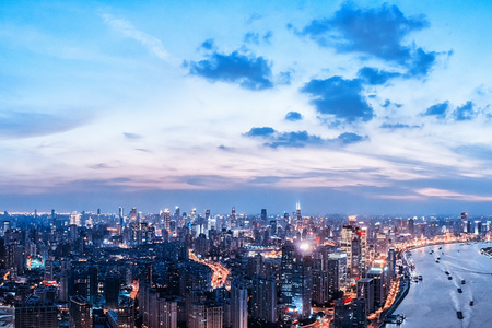 《2023中国城市商业丰富度报告》重磅首发：哪些城市品牌“又多又好”？