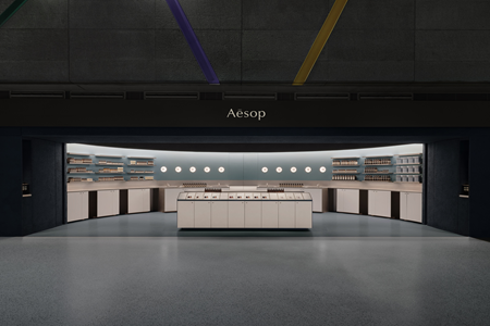 Aesop伊索在上海虹桥机场开出国内首家机场店，西南、广州首店已围挡