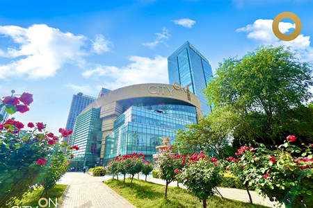 八年磨一剑，看西安熙地港如何以“不变”应万变