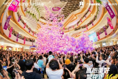 三天50万人涌入这里，南宁路桥融创茂缘何引爆全城？