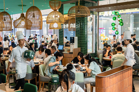 旺季不旺，价格战越打越烈！餐饮人的苦日子还在后头