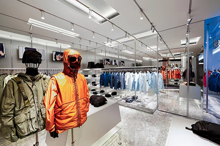 与Stone Island师出同门，意大利机能先锋品牌C.P.Company开出中国首店