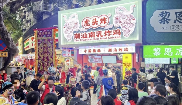 接棒冒烤鸭？中式炸鸡会是下一个爆火的餐饮品类吗？