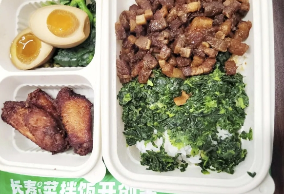 餐饮巨头，集体卖起“大米饭”