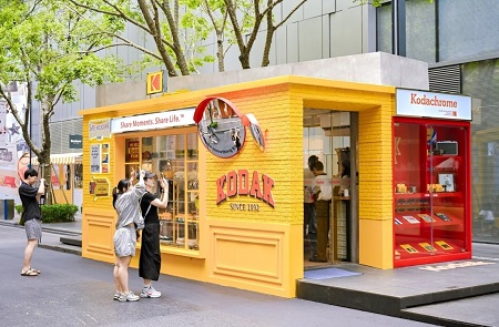 “胶卷之王”柯达玩起潮流穿搭，KODAK Apparel深耕中国市场